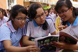 Đoạt giải khuyến khích cũng được tuyển thẳng 