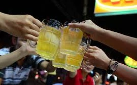 Cấm bán rượu, bia sau 22 giờ - ý bạn thế nào?