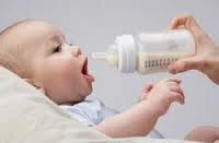 Cấm quảng cáo sữa dành cho trẻ dưới 2 tuổi 