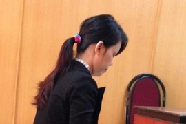 Lãnh 3 năm tù vì trộm tiền của người tình già để trả nợ
