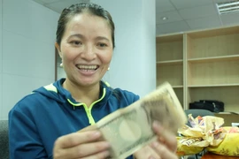 Clip: Nghe chị Hồng ve chai chia sẻ về những dự định tương lai