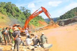 Tìm thấy thi thể nghi là nạn nhân mất tích trong sự cố sông Bung 2