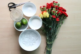 Mẹo hay- Dễ làm: 4 cách giữ hoa tươi lâu trong ngày tết