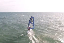 Hình ảnh đẹp ở giải lướt ván buồm quốc tế Fun Cup