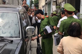 Công an hoàn tất việc khám xét nhà ông Trần Văn Minh