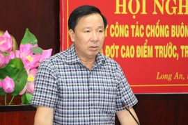 Chủ tịch UBND tỉnh, Trưởng Ban chỉ đạo 389 tỉnh Long An Nguyễn Văn Út đề nghị các ngành, các địa phương đẫy mạnh hơn nữa công tác kiểm tra đấu tranh phòng, chống buôn lậu, gian lận thương mại, hàng giả
