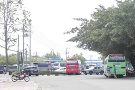 Hai trung tâm đăng kiểm hoạt động hết công suất