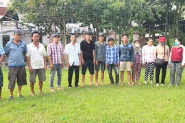 Long An : Bắt quả tang 21 người đang lắc tài xỉu
