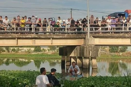 Nam thanh niên 18 tuổi nhảy cầu tự vẫn