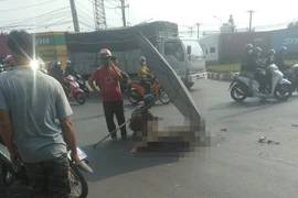 Va chạm với xe tải, người đàn ông đi xe máy tử vong tại chỗ