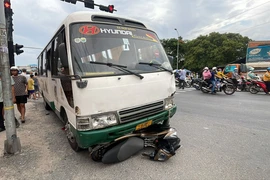 Vụ ô tô khách tông hàng loạt xe máy, tài xế khai xe mất phanh 