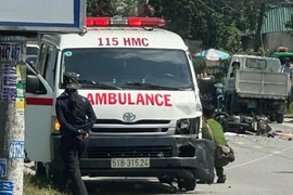 Va chạm với xe cứu thương, 1 phụ nữ tử vong tại chỗ