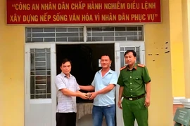 Người đàn ông ở Tây Ninh trả lại gần 250 triệu đồng bị chuyển nhầm