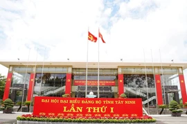 Tây Ninh: Không nhận hoa chúc mừng Đại hội Đảng bộ tỉnh lần thứ I
