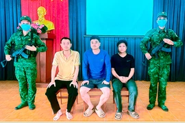Ba người Trung Quốc chạy khỏi ổ lừa đảo Campuchia, nhập lậu vào Việt Nam