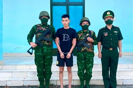Đang nhập cảnh vào Việt Nam, nghi can bị truy nã ma túy bị bắt giữ
