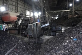 Phát hiện doanh nghiệp xả thải trực tiếp ra sông Vàm Cỏ Tây