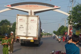 Nữ tạp vụ tử vong trên đường đi làm, tài xế xe tải rời khỏi hiện trường