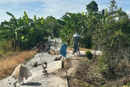 Sạt lở 40m đường bờ kênh ở Tây Ninh, ảnh hưởng hơn 200 hộ dân