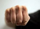 Xử phạt người bị đánh sau va chạm nhưng hoang báo bị cướp