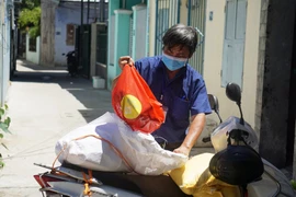 Tổ trưởng dân phố đi đưa thực phẩm bị tai nạn chấn thương sọ não