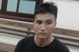 Bắt người chuyên cạy cốp xe máy lấy đồ của du khách Đà Nẵng