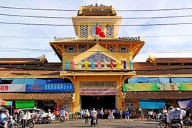 TP.HCM đóng cửa chợ Bình Tây một năm để sửa chữa
