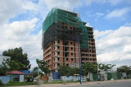 Địa ốc Hoàng Quân chây ì trả nợ cho khách hàng