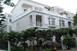 Biệt thự, nhà phố bán mạnh hơn căn hộ