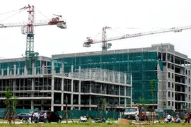 Vì sao các đại gia đổ xô xây nhà giá rẻ?