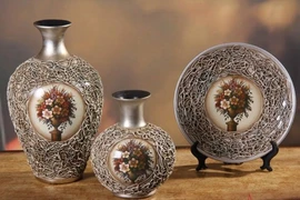 Vì sao người xưa khuyên nên để đồ gốm trong nhà