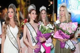 Chưa hết năm đã có 9 người đẹp VN đăng quang hoa hậu quốc tế