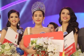 Lê Âu Ngân Anh chưa được cấp phép vì bị yêu cầu tước danh hiệu