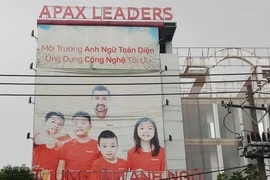 Phụ huynh Apax Leaders mong sớm được trả lại tiền