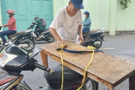 Cuối năm, khổ vì rác quá khổ! 