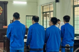 4 người bán sản phẩm 'Stoner’s Station' lãnh án