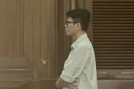 Anh thợ hồ bị ông chủ mượn tên, giả chữ ký để lừa đảo tiền tỉ 