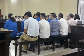 Mua hóa đơn khống cho doanh nghiệp, nhiều người lãnh án