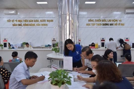 Phường triển khai đặt lịch hẹn trực tuyến, người dân bớt phải chờ đợi