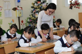 ‘Vấn đề giáo viên nghỉ việc cũng tương tự tình trạng nhân viên y tế nghỉ việc vừa qua’ 