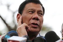 Ứng viên tổng thống Philippines xin lỗi vì 'đùa cợt cưỡng hiếp'