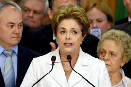 Tổng thống Brazil bị ngưng chức: Quốc tế phản ứng thận trọng