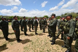 Quốc tế lo ngại tình hình Venezuela