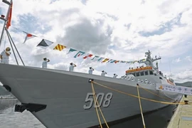 Trung Quốc xoa dịu ASEAN về biển Đông