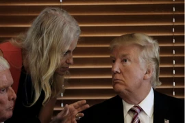 Trump bị tố vi phạm lệnh cấm vận Cuba