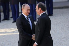 Putin hủy đến Pháp vì bị gọi phạm tội ác chiến tranh 