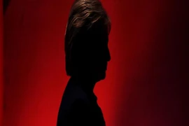 5 lý do khiến bà Clinton ôm hận