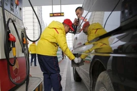 Giá dầu tăng cao nhất trong một năm rưỡi