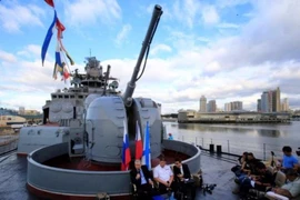 Nga: Sẵn sàng bán tàu ngầm, máy bay cho Philippines