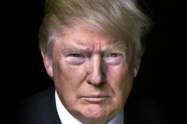 Tổng thống Trump đang uống thuốc chống rụng tóc